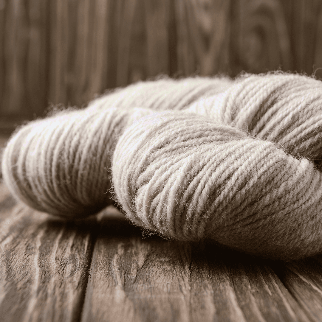 Naturally odor-resistant. Even after long wear.